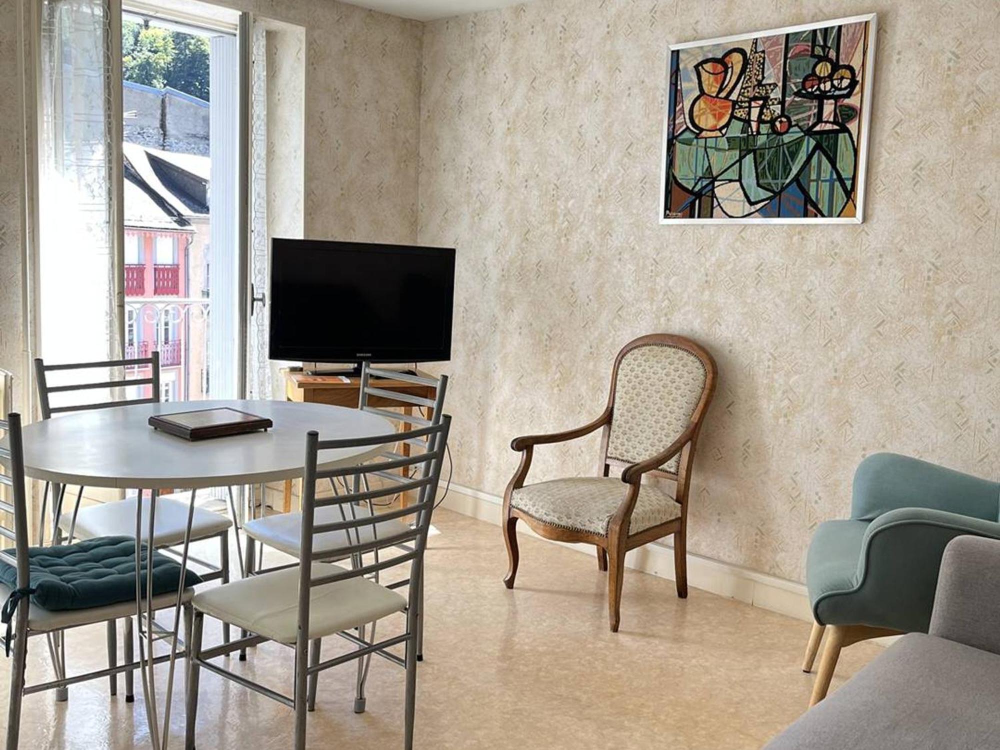 Appartement T3 Chaleureux Au Centre De Cauterets, 4 Couchages, Balcon Sud, Proche Thermes Et Telecabine - Fr-1-234-132 Eksteriør billede
